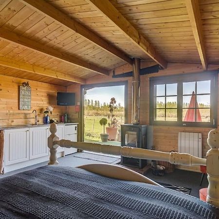 Secret & Secluded Sedlescombe Villa Батъл Екстериор снимка