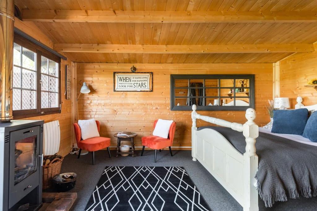 Secret & Secluded Sedlescombe Villa Батъл Екстериор снимка